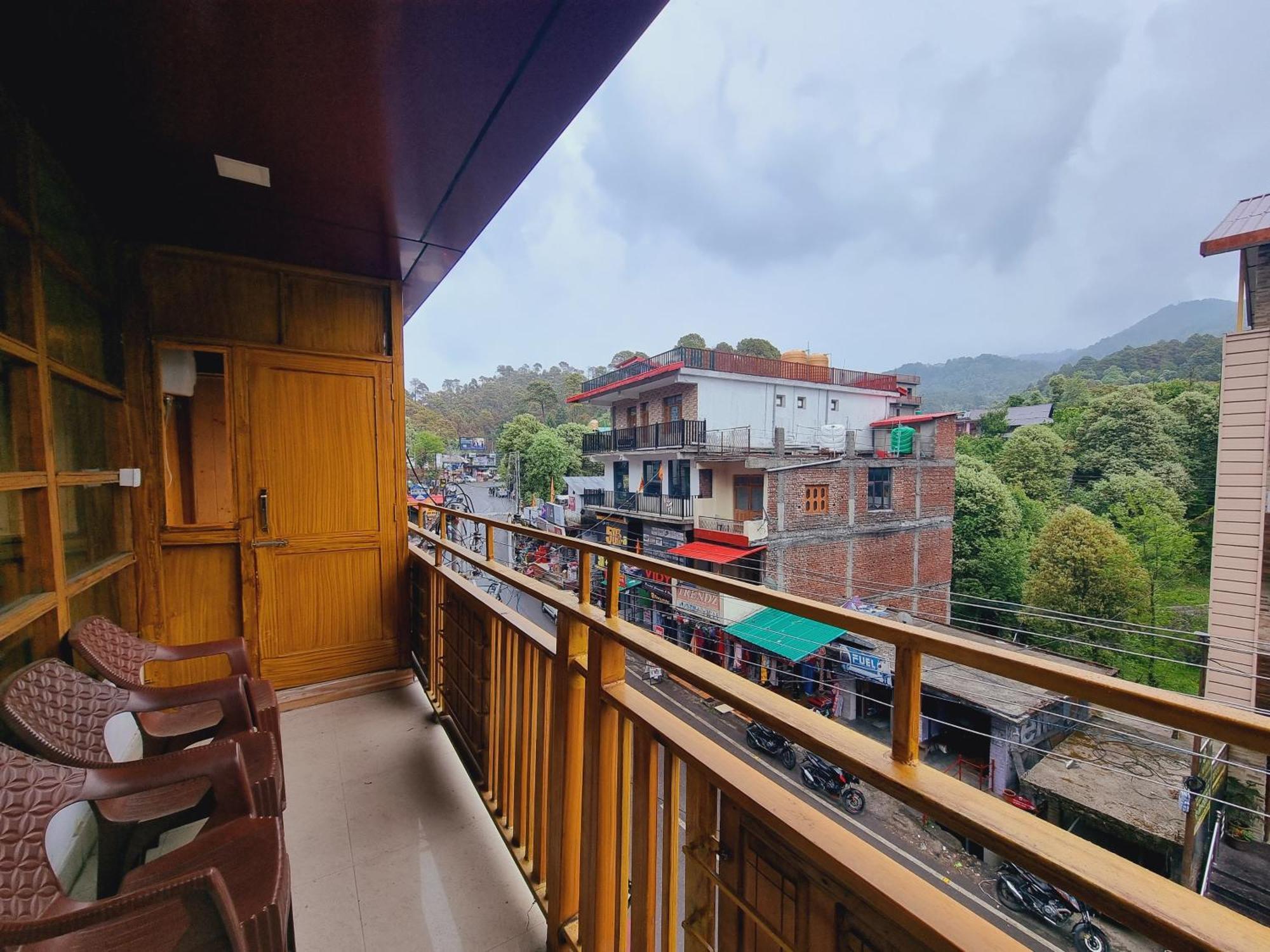 Wow Hotels Green View Dalhousie Exterior foto