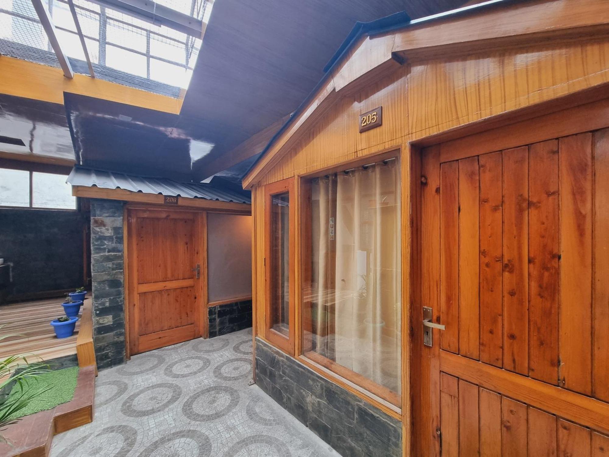 Wow Hotels Green View Dalhousie Exterior foto
