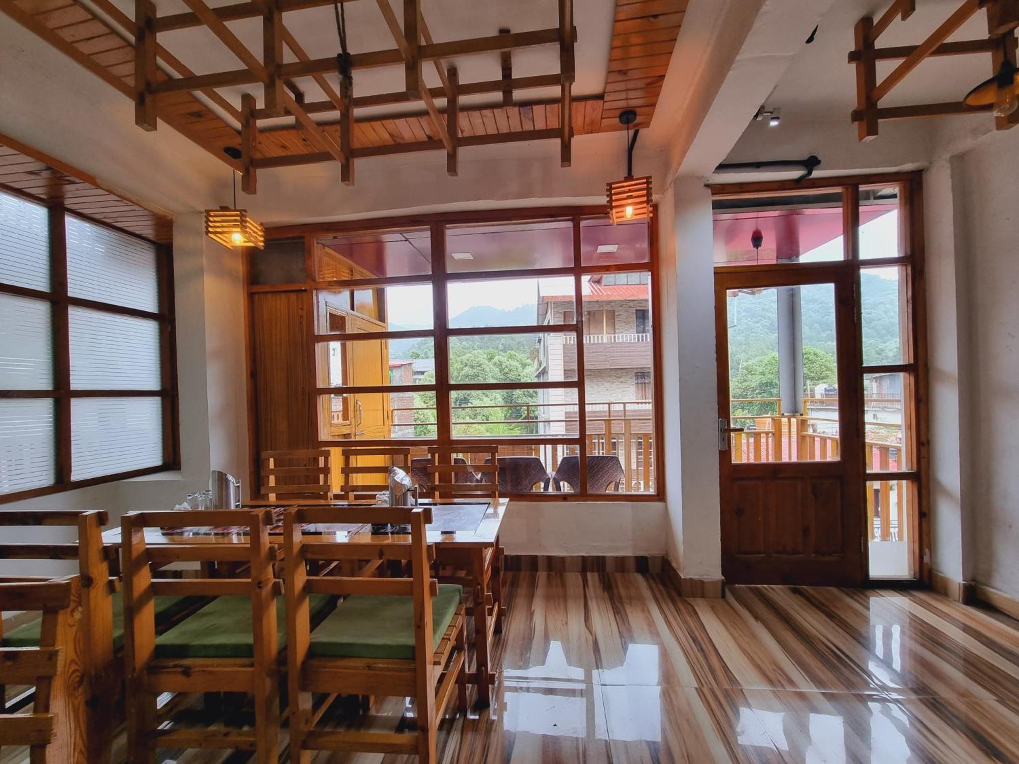 Wow Hotels Green View Dalhousie Exterior foto