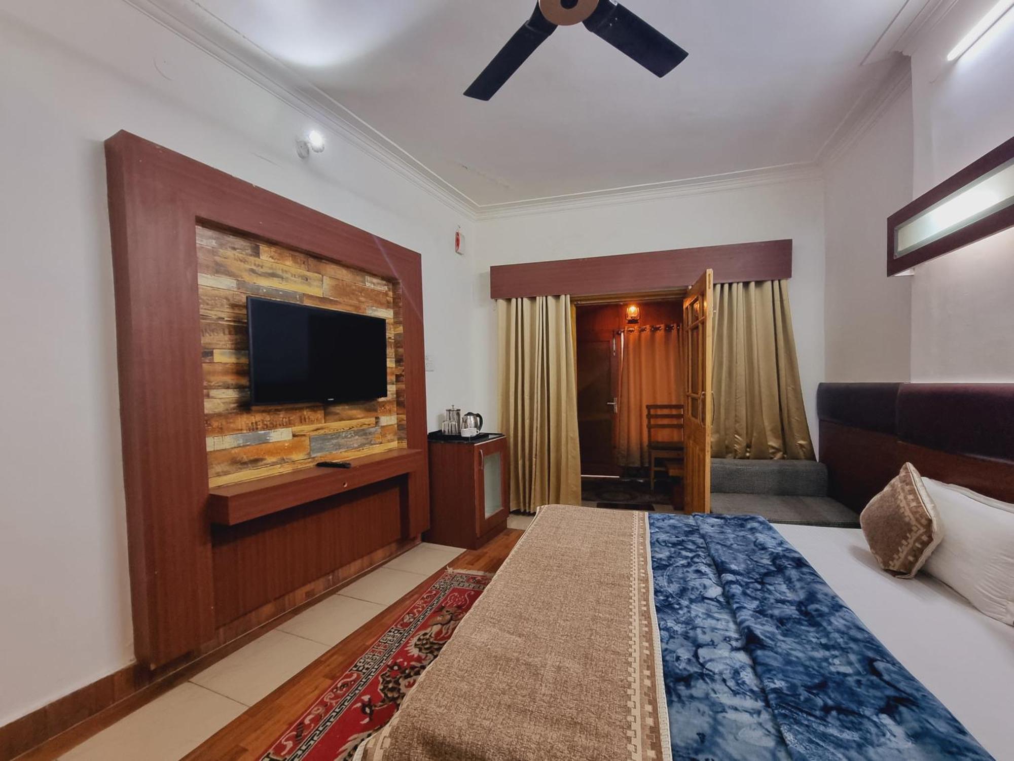 Wow Hotels Green View Dalhousie Exterior foto